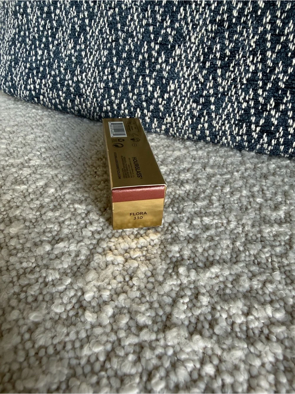 Hourglass Unlocked Satin Crème Lipstick ~Flora 330 Berry Rose